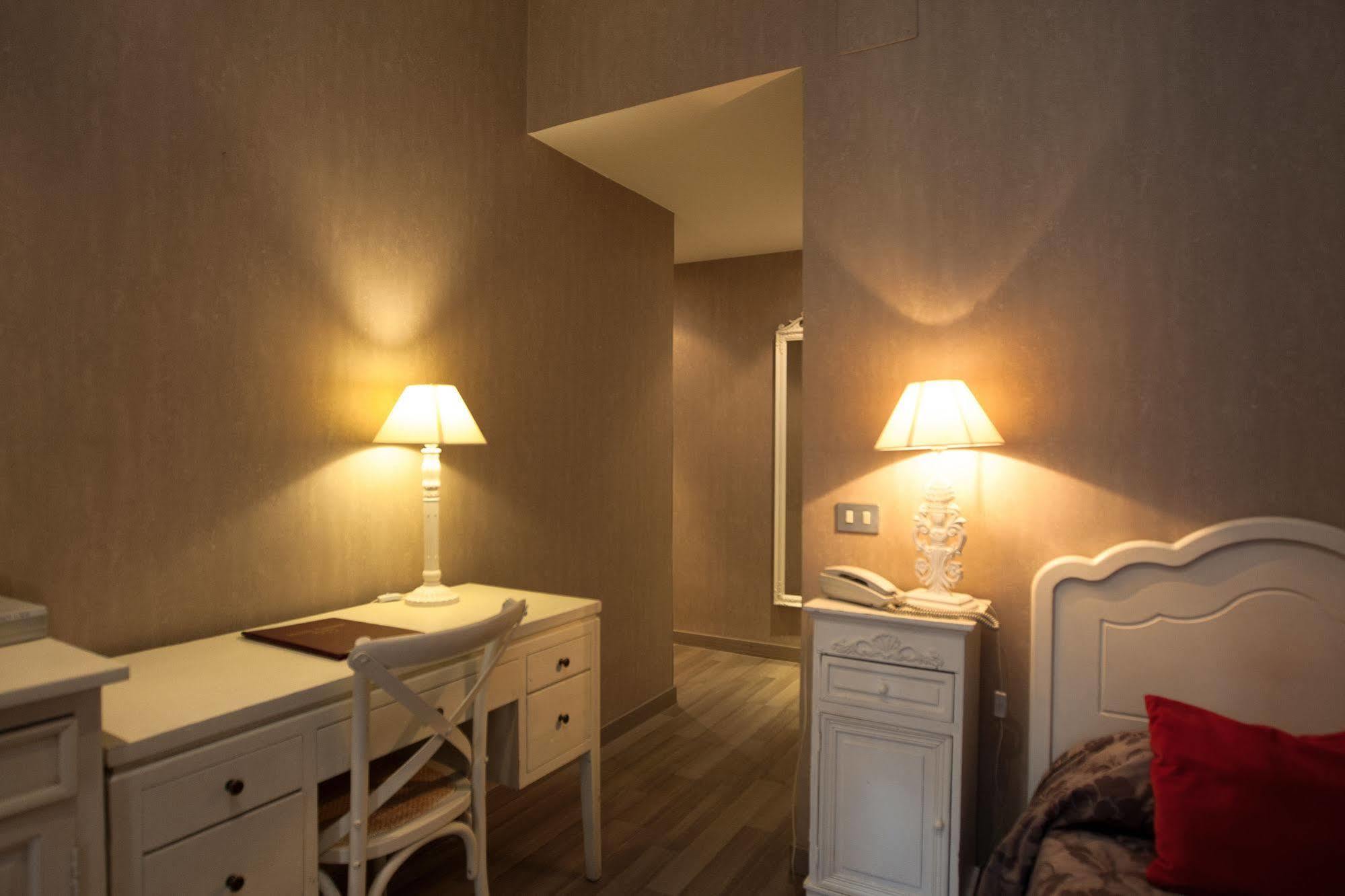 Hotel Gerber Рим Экстерьер фото