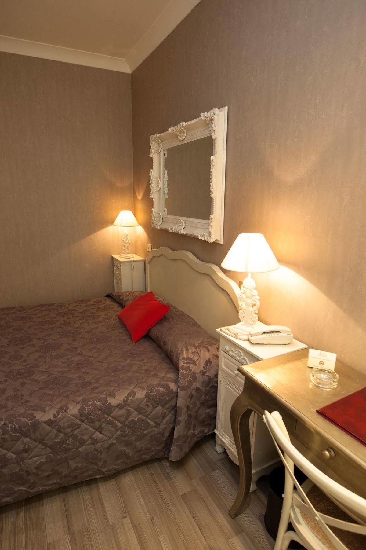 Hotel Gerber Рим Экстерьер фото