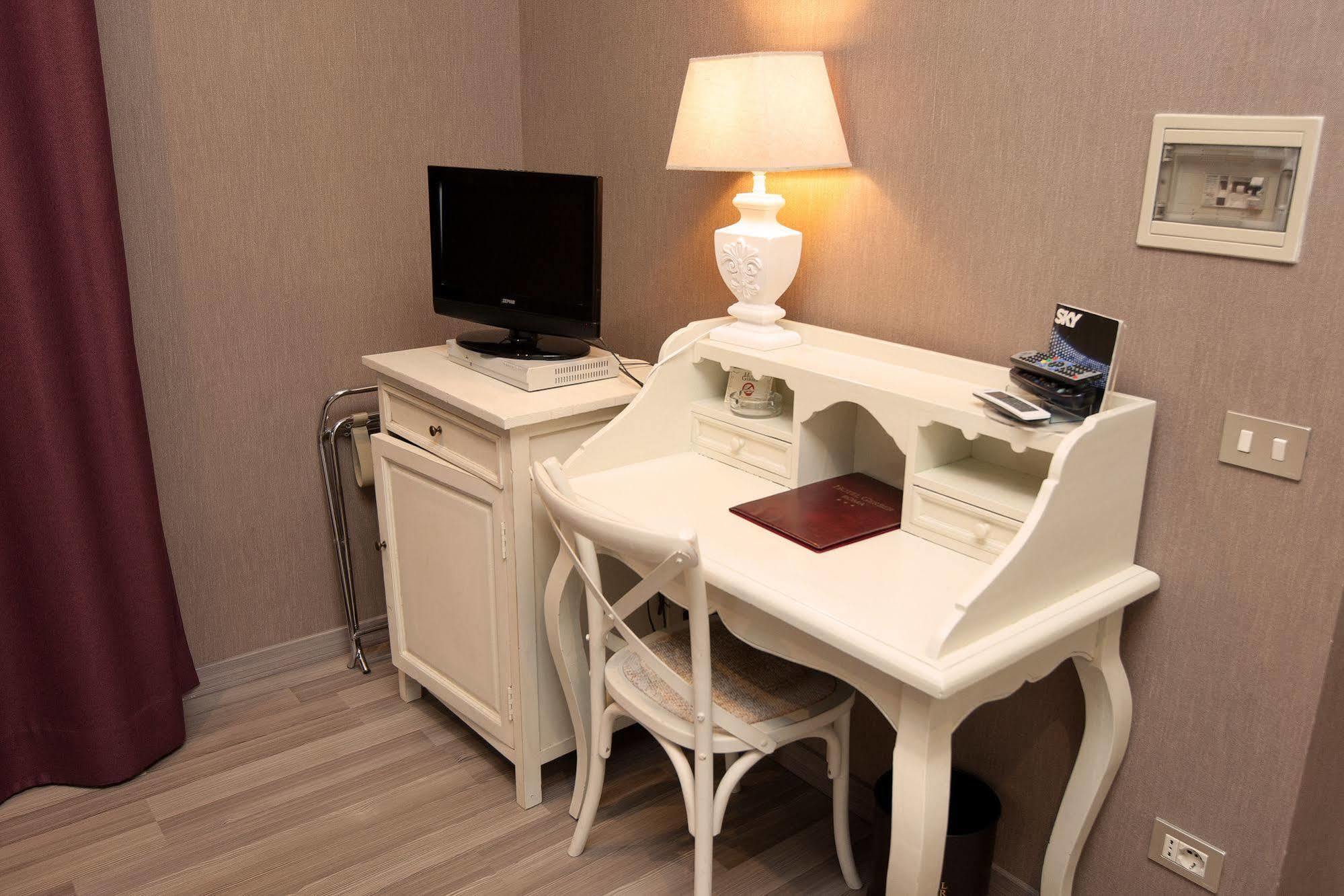 Hotel Gerber Рим Экстерьер фото